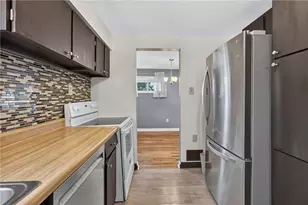 5568 Clark Ave, Bethel Park, PA 15102 - Photo 14