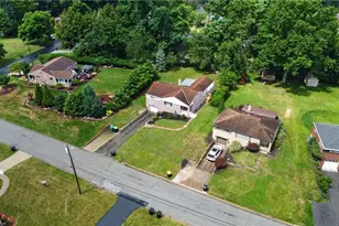 5568 Clark Ave, Bethel Park, PA 15102 - Photo 38