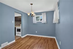 5568 Clark Ave, Bethel Park, PA 15102 - Photo 10