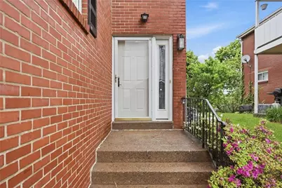 224-226 Bower Hill Rd, Pittsburgh, PA 15228 - Photo 2