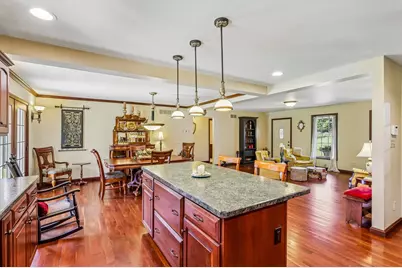 152 Game Farm Rd, Scott Township, PA 16101 - Photo 12