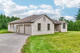 152 Game Farm Rd, Scott Township, PA 16101 - Photo 2