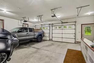152 Game Farm Rd, Scott Township, PA 16101 - Photo 34