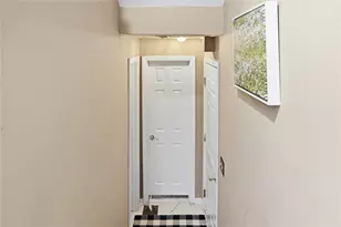 110 Cathedral Ct, Carnegie, PA 15106 - Photo 4