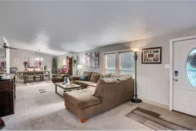 164 Harbor Village Dr, Union Township, PA 16116 - Photo 4
