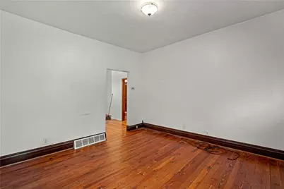 143 Bellevue St, North Franklin Township, PA 15301 - Photo 4