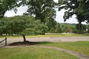 1816 Park Cir Dr, Pittsburgh, PA 15116 - Photo 6