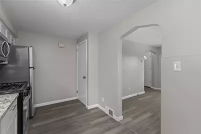 2982 Kestner Avenue, Pittsburgh, PA 15227 - Photo 10