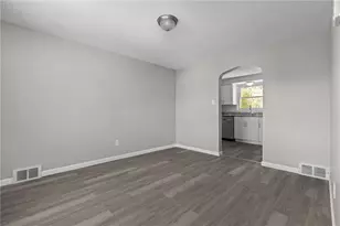 2982 Kestner Ave, Pittsburgh, PA 15227 - Photo 6