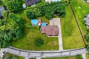 120 Larchfield Dr, Elizabeth Twp/Boro, PA 15135 - Photo 4
