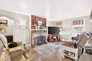 4427 Elizabeth St, West Mifflin, PA 15122 - Photo 2