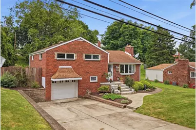 6512 Springvale Dr, South Park, PA 15236 - Photo 2
