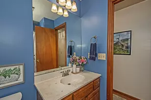 201 Falcon Ridge Dr, New Kensington, PA 15068 - Photo 32
