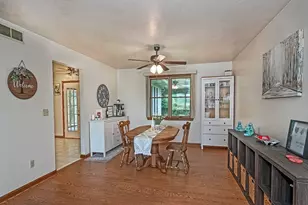 201 Falcon Ridge Dr, New Kensington, PA 15068 - Photo 12