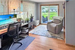 1219 Connecticut St, Hopewell Township, PA 15001 - Photo 16