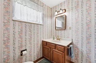401 Jamaica Ave, Pittsburgh, PA 15229 - Photo 20