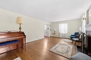 401 Jamaica Ave, Pittsburgh, PA 15229 - Photo 8