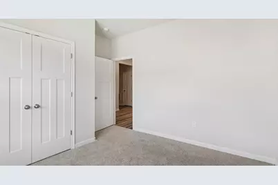 101 Olivia Dr, New Stanton, PA 15639 - Photo 14