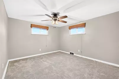 12 Corbett Ave, Hempfield Township, PA 15642 - Photo 18