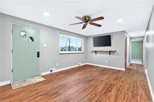 12 Corbett Ave, Hempfield Township, PA 15642 - Photo 6