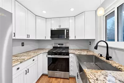 12 Corbett Ave, Hempfield Township, PA 15642 - Photo 8