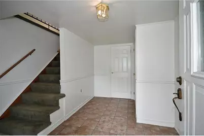 371 Chess St, Bridgeville, PA 15017 - Photo 10