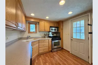 4289 Glen Lytle Rd, Pittsburgh, PA 15217 - Photo 12