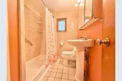 4289 Glen Lytle Rd, Pittsburgh, PA 15217 - Photo 18