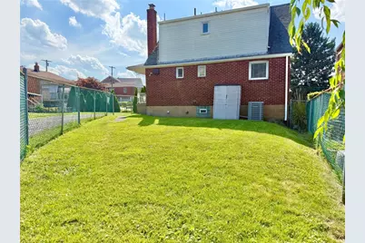 4289 Glen Lytle Rd, Pittsburgh, PA 15217 - Photo 40