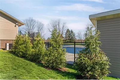 323 Ridge Point Cir #24, South Fayette, PA 15017 - Photo 8