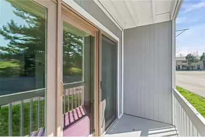 323 Ridge Point Cir #24, South Fayette, PA 15017 - Photo 4