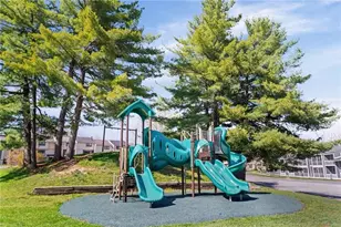 323 Ridge Point Cir, South Fayette, PA 15017 - Photo 6