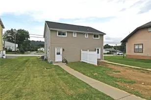 401-403 Georgetown Rd, Cecil, PA 15055 - Photo 4