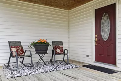 120 Oregon Avenue, Vandergrift, PA 15690 - Photo 2