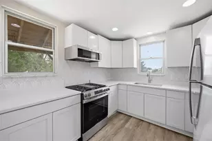 1240 Dagmar Ave, Beechview, PA 15216 - Photo 12