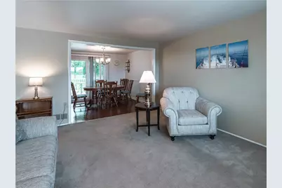 3139 New Hampshire Dr, Lower Burrell, PA 15068 - Photo 16