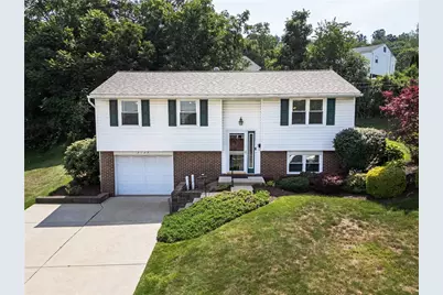 3139 New Hampshire Dr, Lower Burrell, PA 15068 - Photo 2