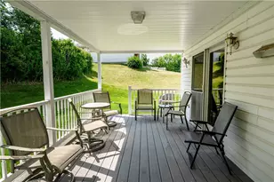 3139 New Hampshire Dr, Lower Burrell, PA 15068 - Photo 12