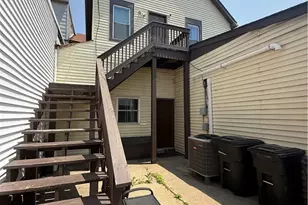 69 S Washington St, Franklin Township, PA 15370 - Photo 4