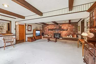 625 Palo Alto Dr, Perry Township, PA 16117 - Photo 12