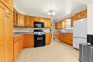 102 Michael Dr, Level Green, PA 15085 - Photo 12