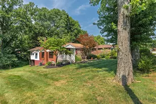 102 Michael Dr, Level Green, PA 15085 - Photo 4