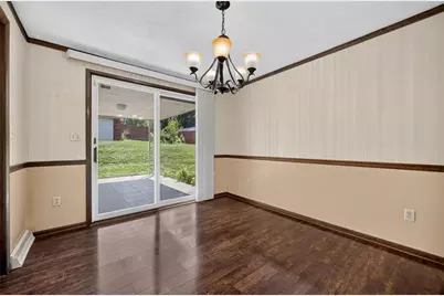 5080 Bowling Green St, Finleyville, PA 15332 - Photo 8