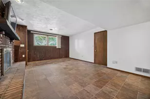 5080 Bowling Green St, Finleyville, PA 15332 - Photo 36