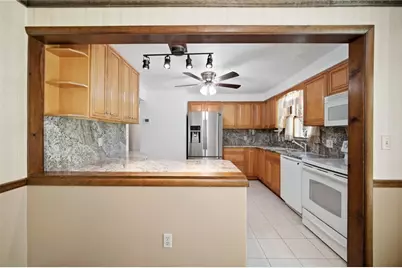 5080 Bowling Green St, Finleyville, PA 15332 - Photo 12