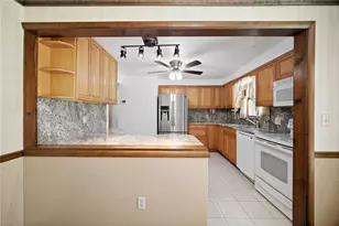 5080 Bowling Green St, Finleyville, PA 15332 - Photo 12
