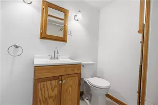 8680 Winchester Dr, Pittsburgh, PA 15237 - Photo 20