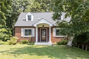 8680 Winchester Dr, Pittsburgh, PA 15237 - Photo 2
