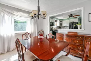 220 Kinvara Dr, Ross Twp, PA 15237 - Photo 6