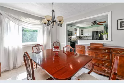 220 Kinvara Dr, Ross Twp, PA 15237 - Photo 6